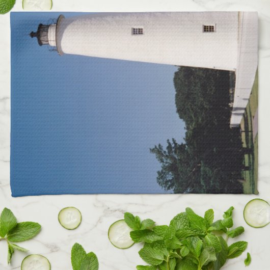 Ocracoke Lighthouse Handtuch (Gefaltet)