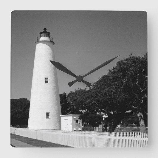 Ocracoke Lighthouse Quadratische Wanduhr (Vorderseite)