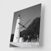 Ocracoke Lighthouse Quadratische Wanduhr (Winkel)