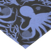 Octopus (dark background) tischdecke (Schrägansicht)