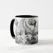Odd Bone Fellow Goth Horror Skelettin Monster Art Tasse (Vorderseite Links)