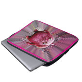 OddFriends - Pink Whimsical Creature Poster Laptopschutzhülle (Vorne Knopf)