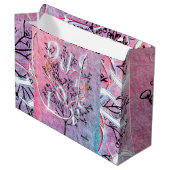 Ode an Liebe Geschenktasche von Poet Adiela Akoo Große Geschenktüte (Vorderseite Schrägansicht)