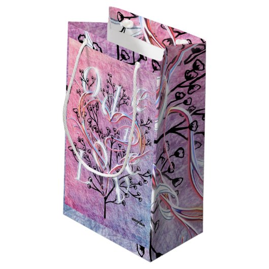 Ode an Liebe Geschenktasche von Poet Adiela Akoo Kleine Geschenktüte (Rückseite Schrägansicht)