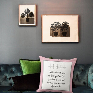 Ode to Liebe Throw Kissen von Poet Adiela Akoo