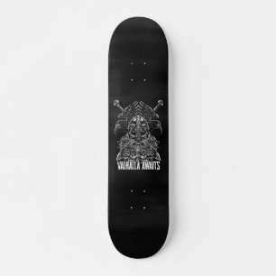 Odins Raben Viking Mythologie Valhalla wartet Skateboard