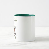 Off to Cause a Kerfuffle Frog Sarcastic Funny Meme Tasse (Zentrum)
