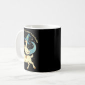 Off To Cause A Kerfuffle Funny Chaotic Weird Anima Kaffeetasse (Vorderseite Links)
