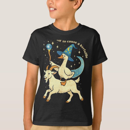 Off To Cause A Kerfuffle Funny Chaotic Weird Anima T-Shirt (Vorderseite)
