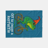 Off To Cause A Kerfuffle Funny Frog Wizard Bicycle Fleecedecke (Vorderseite (Horizontal))