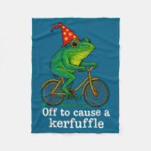 Off To Cause A Kerfuffle Funny Frog Wizard Bicycle Fleecedecke (Vorderseite)