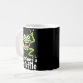 Off To Cause A Kerfuffle Funny Meme Frog Mischief Kaffeetasse (Vorderseite Links)