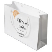 Off to the altar orange cap hat bridal shower name große geschenktüte (Rückseite Schrägansicht)