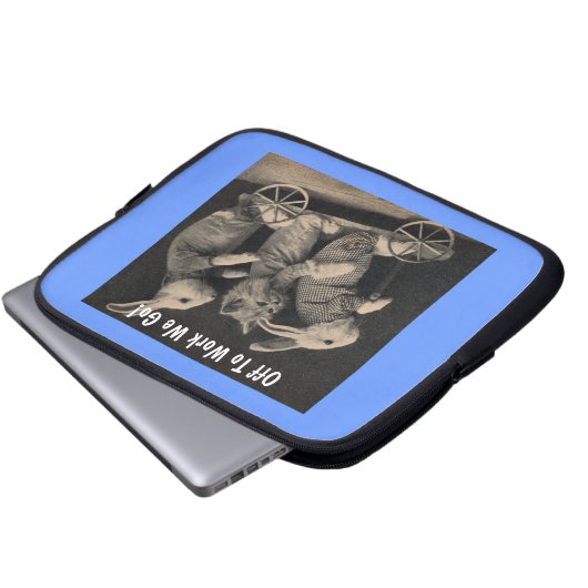 "off to work" - Notebook-Sieb Laptopschutzhülle (Vorne Knopf)