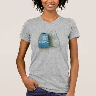 offen für Schönes T-Shirt