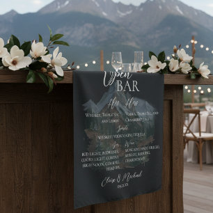 Offene Bar und Signature Drink Wasserfarbe Berg Wandteppich