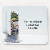 Offene Tür im Garten Mousepad (Vorne)