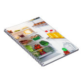 Offener Kühlschrank mit Essen Notizblock (Rechte Seite)