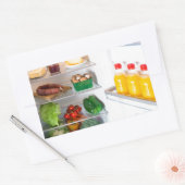 Offener Kühlschrank mit Essen Rechteckiger Aufkleber (Umschlag)