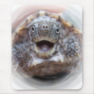 Offener runder Rahmen des Schildkrötemunds wüten Mousepad