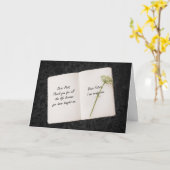 Offenes Buch mit inspirierendem Angebot Karte (Gelbe Blume)