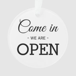 Offenes/geschlossenes Schwarz-weißes zweiseitiges  Ornament