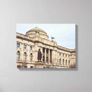 öffentliche Bibliothek im Renaissancestil in Milwa Leinwanddruck