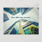 Office Moved Modern Gebäude Änderung der Adresse Ankündigungspostkarte (Vorderseite)