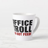 Office Troll Füttre nicht! Internet Troll Cartoon Milchtasse (Rechte Ecke)