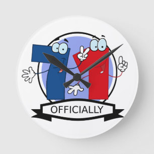 Officially 71 Birthday Banner Runde Wanduhr