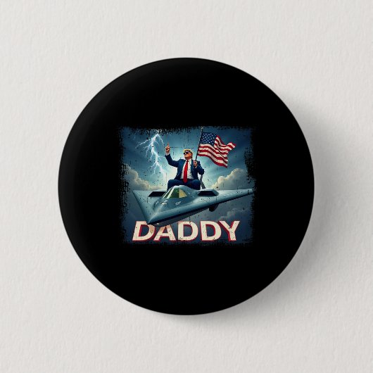 Offiziell 2025 Trump Daddy 1 Button (Vorderseite)