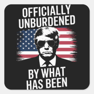 Offiziell unbelastet durch das, was Trump war Quadratischer Aufkleber