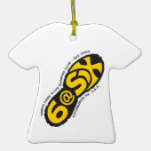 Offizielle 6@6-Weihnachtsverzierung Keramik Ornament (Vorne)