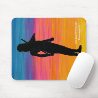 Offizielle Titelkunst aus "The Warrior Girl Way" Mousepad
