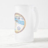 Offizieller betrunkener Seemann, der Stein trinkt Mattglas Bierglas (VorderseiteRechts)