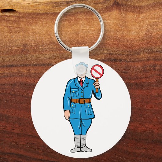 Offizier, der einen Schlüsselanhänger für die Stop