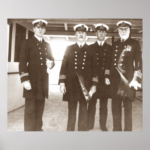 Offiziere der Titanic vor der Abfahrt C 1912 Poster