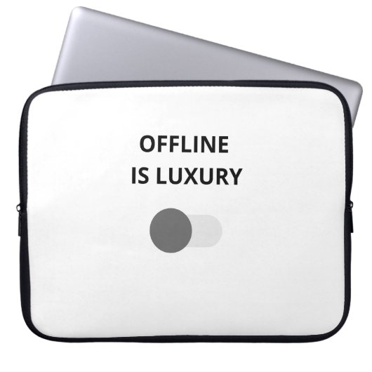 Offline Is Luxury Minimalist Laptop Sleeve – Moder (Vorderseite)
