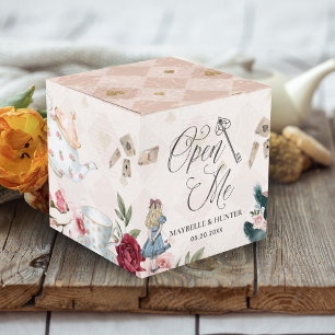 Öffnen Sie mir Vintage Alice im Wunderland Mairyta Geschenkschachtel