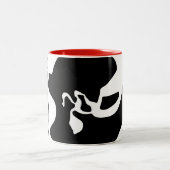 Offset Chamber: Abstract Black, White & Red Zweifarbige Tasse (Mittel)