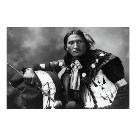 Oglala Sioux Krieger Eddie Plenty Holes c. 1899 Fotodruck (Vorne)