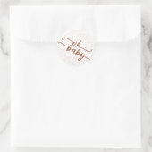 "Oh Baby" Braun Script & Beige Dots Babydusche Runder Aufkleber (Tasche)