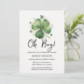 Oh Boy Green Shamrock St. Patricks Day Baby Shower Einladung (Stehend Vorderseite)