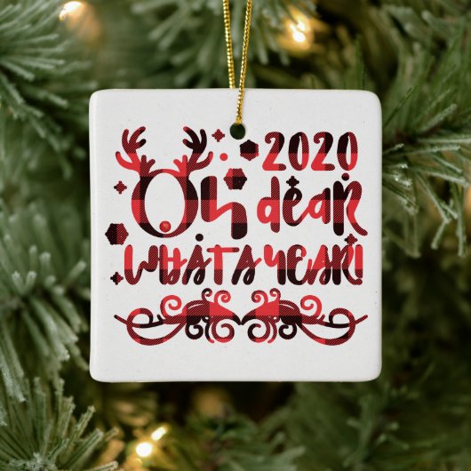 Oh Deer What a Year 2020 Red Buffalo Kariert Keramikornament (Baum)