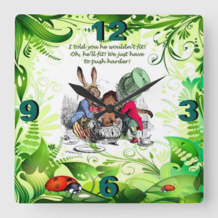 Oh, He'll Fit! 1 Quadratische Wanduhr