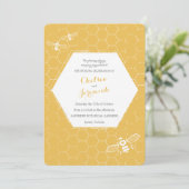 Oh Honey Bee Yellow Custom Wedding Einladung (Stehend Vorderseite)