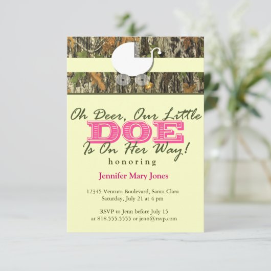 Oh Mann, ein kleiner Hund ist auf dem Weg! Camoufl Einladung (Stehend Vorderseite)