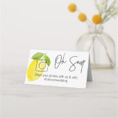 OH SNAP Lemon Faltbare Tischkarte #hashtag Platzkarte (Rückseite)