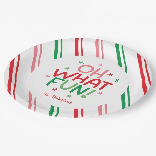Oh What Fun Red Green Pink Christmas Paper Plate Pappteller (Schrägansicht)