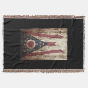 Ohio-Staats-Flagge auf altem hölzernem Korn Decke